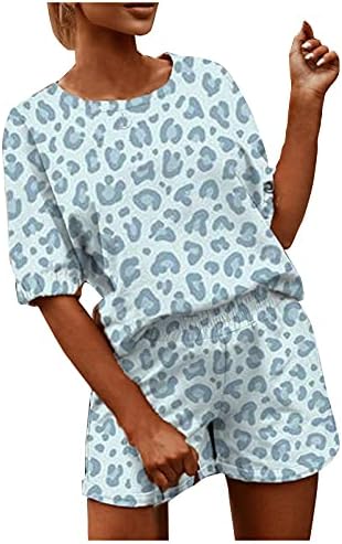 Tantisy Kadınlar 2 Parça Pijama Batik Baskı Kısa Kollu Loungewear Şort Ev Rahat PJ Takım Ekip Boyun Gecelikler